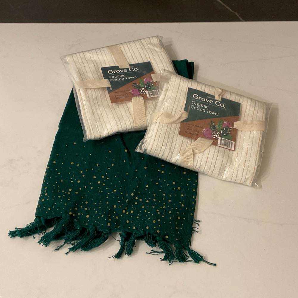 Grove Co - Holiday Hand Towels - set of 3